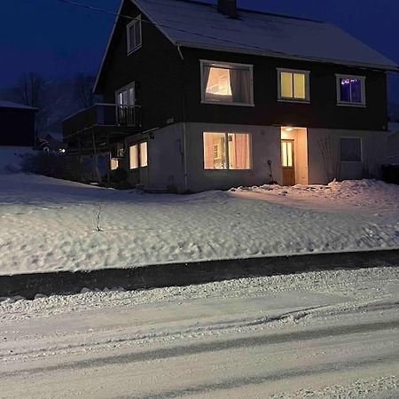 Strandveien 71 Skjervoy 외부 사진